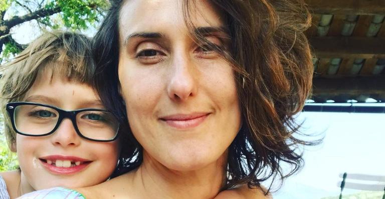 Paola Carosella exibe registro raro com a filha ainda bebê: ''Não fazia ideia do que era ser mãe''