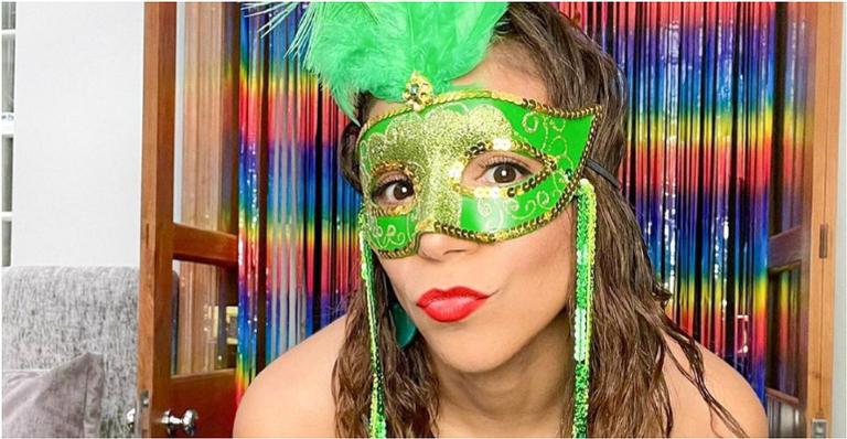 Belle Silva compartilha cliques inéditos do Carnaval em casa: ''Muito divertido e diferente''