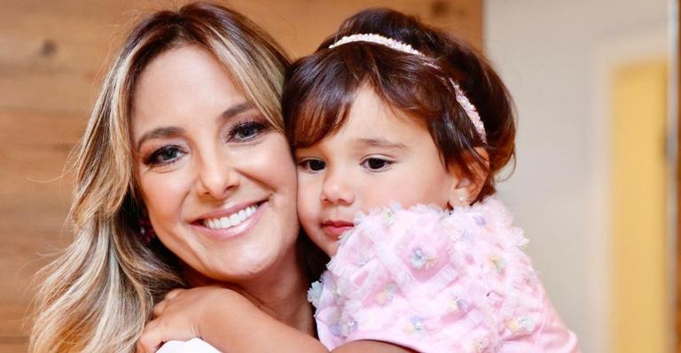 Ticiane Pinheiro faz declaração de aniversário para Manu: ''Sou uma mãe completamente feliz''