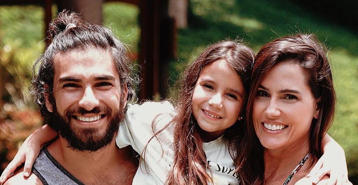 Marido de Deborah Secco, Hugo Moura faz linda declaração para a filha, Maria Flor