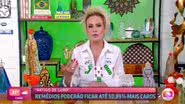 No 'Mais Você', Ana Maria Braga faz protesto com colar de remédios - Reprodução/Globo