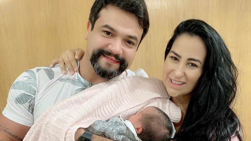 Fabíola Gadelha deixa a maternidade com a filha, Yarin: "Gratidão" - Reprodução/Instagram