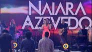Com look laranja, Naiara Azevedo foi a primeira artista a se apresentar na final do BBB - Reprodução/Globo