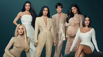 A família mais famosa do mundo está de volta com o novo reality The Kardashians, que apresenta a rotina e os eventos luxuosos do clã Kardashian-Jenner, exclusivamente no Star+ - Foto/Divulgação