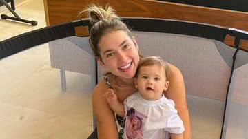 Virginia Fonseca se derrete ao flagrar a filha, Maria Alice, após a refeição - Reprodução/Instagram
