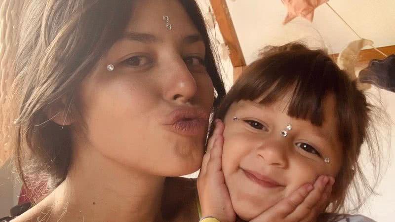 Yanna Lavigne posa em fotos fofas com a filha, Madalena - Reprodução/Instagram