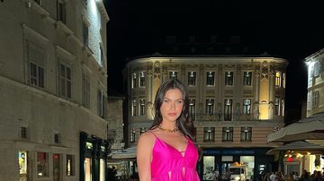 Bronzeada, Andressa Suita aposta em vestido luxuoso para noite na Croácia - Foto/Instagram
