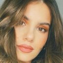 Camila Queiroz apareceu toda produzida em selfies - Reprodução: Instagram