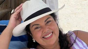 Fabiana Karla deixa fãs babando ao surgir deslumbrante usando maiô em praia paradisíaca - Reprodução/Instagram