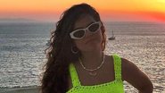 Maisa elege look de tricô neon para aproveitar o pôr do sol na Grécia - Reprodução/Instagram