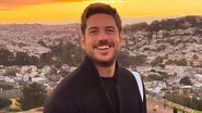 Marco Pigossi esbanja lindo sorriso enquanto curte pôr do sol encantador - Reprodução/Instagram