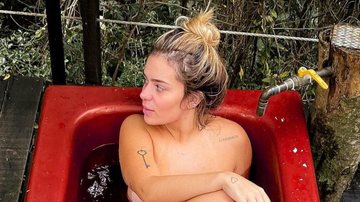 Viih Tube posa nua em banheira - Reprodução/Instagram