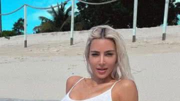 Empresária e influenciadora Kim Kardashian deixou seguidores animados com fotos, mas também recebeu críticas - Foto: Reprodução / Instagram