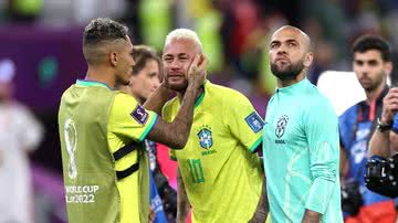 Jogador de Futebol Neymar Jr. cai no choro após ser eliminado do que deve ser sua última Copa do Mundo - Foto: Getty Images