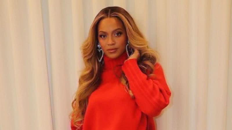 Beyoncé serviu looks em várias fotos publicadas em suas redes sociais - Reprodução: Instagram