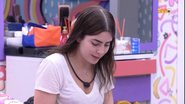 Jade Picon no quarto Lollipop - Globo
