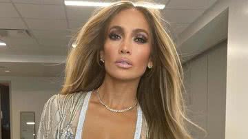 Jennifer Lopez surpreende com corpão aos 52 anos - (Reprodução/Instagram)