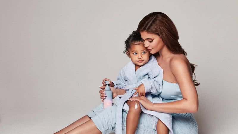 Kylie Jenner postou um vídeo foto de sua filha Stormi com o aniversariante Psalm - Reprodução: Instagram