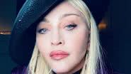 Aos 63 anos, Madonna surge decotadíssima e beleza chama atenção - (Reprodução/Instagram)