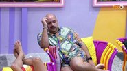 Tiago Abravanel conversando com Arthur Aguiar - Globo