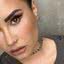 Demi Lovato revela trecho de nova música e faz "funeral" para sua música pop