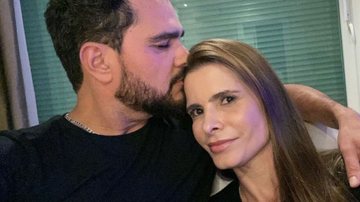 Flávia Camargo se declara ao marido em dia do aniversário do cantor - Reprodução / Instagram