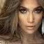 Aos 52 anos, Jennifer Lopez surge belíssima de top