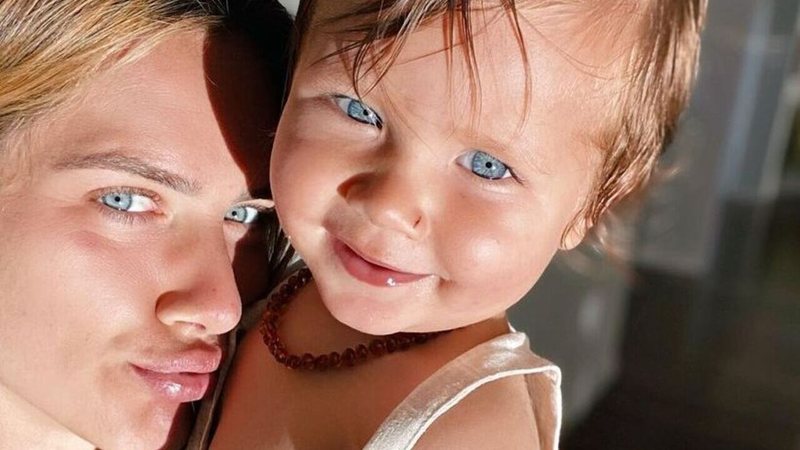 Baby Zyan, caçula de Giovanna Ewbank e Bruno Gagliasso, encantou os internautas com a fofura em novos registros - Reprodução / Instagram