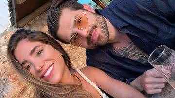 Em Ibiza, Romana Novais e Alok curtem entardecer durante almoço romântico - Reprodução/Instagram