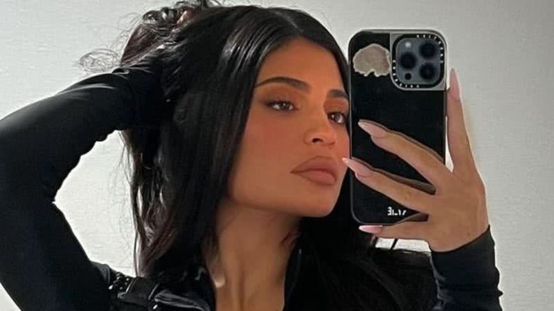 Cinco meses após parto, Kylie Jenner aposta em macacão justíssimo - Reprodução/Instagram