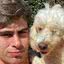 Rafael Vitti derrete a web ao surgir coladinho com um de seus cães