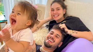 Em casa, Zé Felipe encanta ao posar com Virginia Fonseca e Maria Alice - Reprodução/Instagram