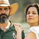 Alcides (Juliano Cazarré) e Maria Bruaca (Isabel Teixeira) na novela Pantanal - Foto: Globo / João Miguel Junior