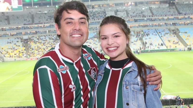 Bruno De Luca assiste a jogo de futebol ao lado da noiva: "Primeira vez de mozão no Maraca" - Reprodução/Instagram