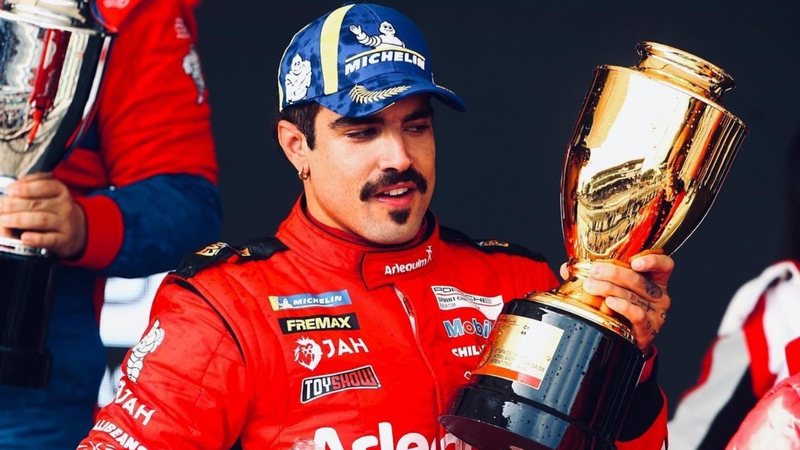 Caio Castro comemora vitória na etapa da Porsche Cup em Interlagos - Reprodução/Instagram