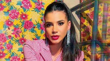 Jakelyne Oliveira aposta em look xadrez todo decotado para São João da Thay - Reprodução/Instagram