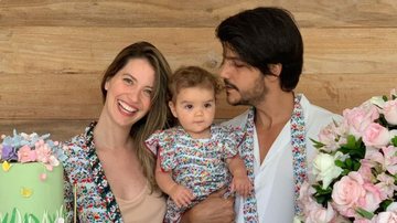 Nathalia Dill publica clique inédito com a família e se declara para o marido - Reprodução/Instagram