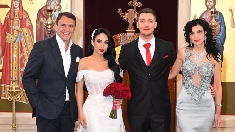 Ana Petkovic se casa com Dusan ZdravKovic novamente - Divulgação