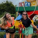 Dani Calabresa esbanja alegria surgir se divertindo na Disney ao lado de amiga - Reprodução/Instagram