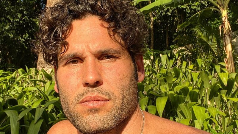 Dudu Azevedo chama atenção ao surgir sem camisa: "Que saúde" - Reprodução/Instagram