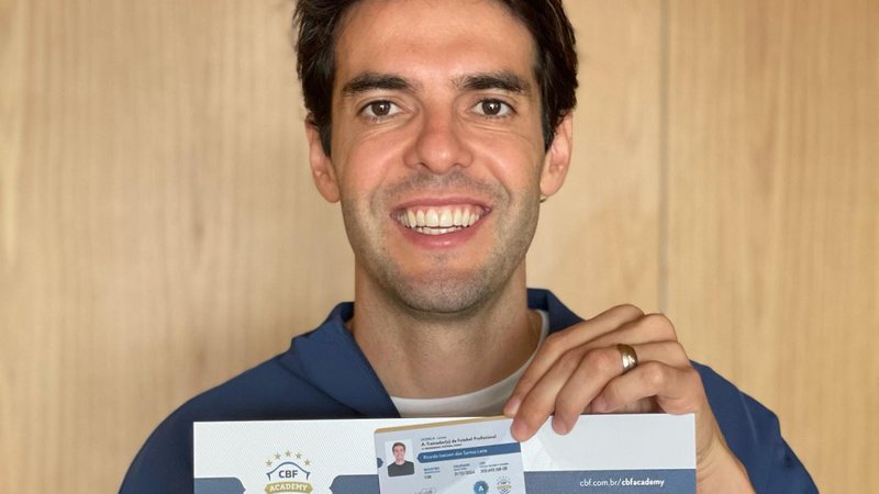 Kaká é elogiado ao mostrar sua licença para ser treinador - Reprodução/ Instagram