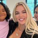 Andreza Cooper, babá de True, ganha surpresa de aniversário de Khloé Kardashian - Reprodução/Instagram