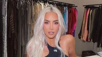Kim Kardashian apareceu só de biquíni em suas redes sociais - Reprodução: Instagram