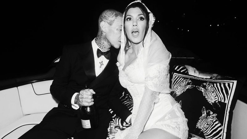Estrela do 'The Kardashians' abre álbum de fotos do seu casamento com Travis Barker na Itália - Foto/Instagram