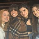 Larissa Manoela mostra encontro com Isis Valverde, Vanesse Giácomo e Debora Ozório - Reprodução/Instagram