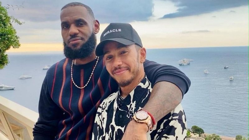 Lewis Hamilton posa ao lado de LeBron James - Foto: Reprodução / Instagram