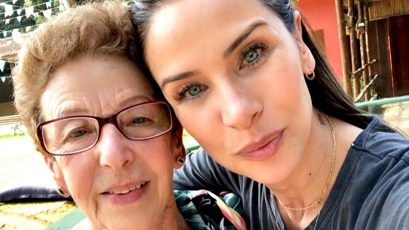 Lizi Benites publica cliques raros ao lado da mãe e presta homenagem - Reprodução/Instagram