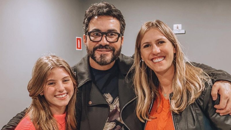 Lorena Queiroz leva a mãe e a avó para show do Padre Fábio de Melo - Reprodução/Instagram