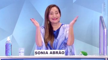 Sonia Abrão muda o visual e surpreende - Reprodução/SBT