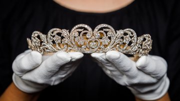 A tiara que Princesa Diana usou em seu casamento será exibida - Foto: Getty Images